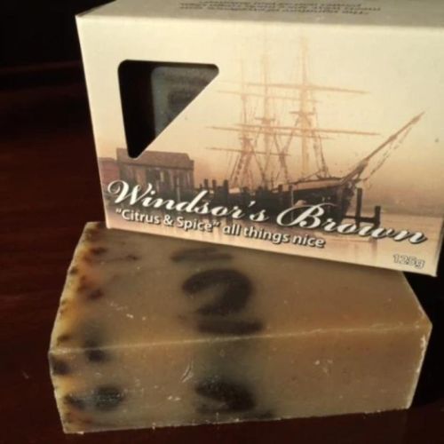 Sea Wench Soap - Cinnamon "Windsor Brown"