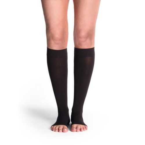 Sigvaris 863CMSW-99/S Pair Calf W/Grip 30-40mm Black, MS